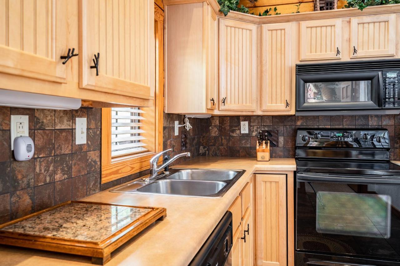 Cabins At Grand Mountain Branson Eksteriør billede